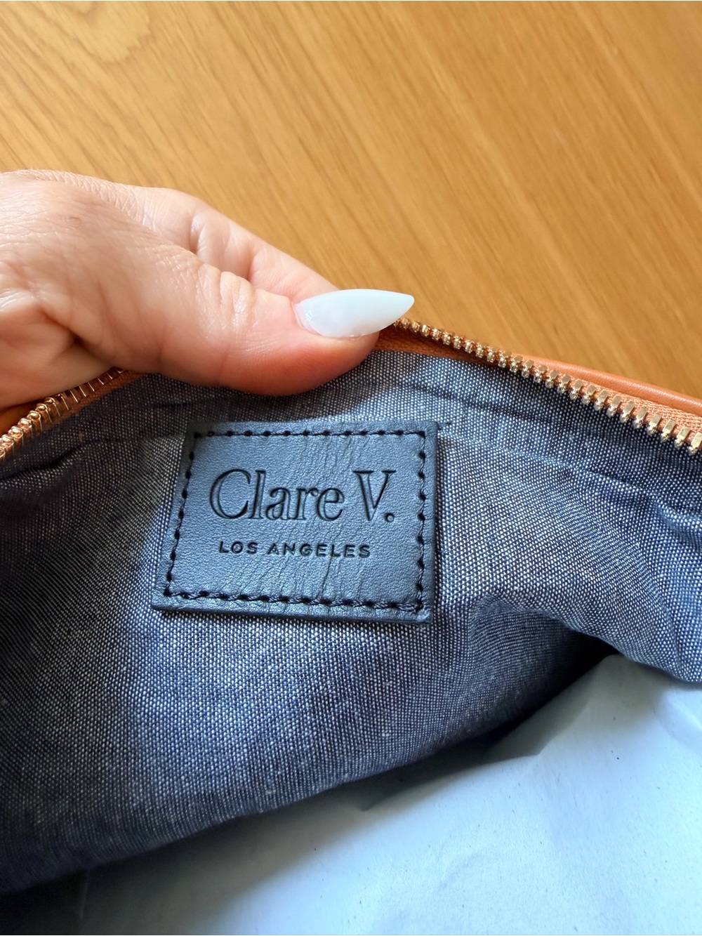 Clare V Flat Clutch w/ Tabs NWT
Natural Woven Checker - Picture 9 of 9